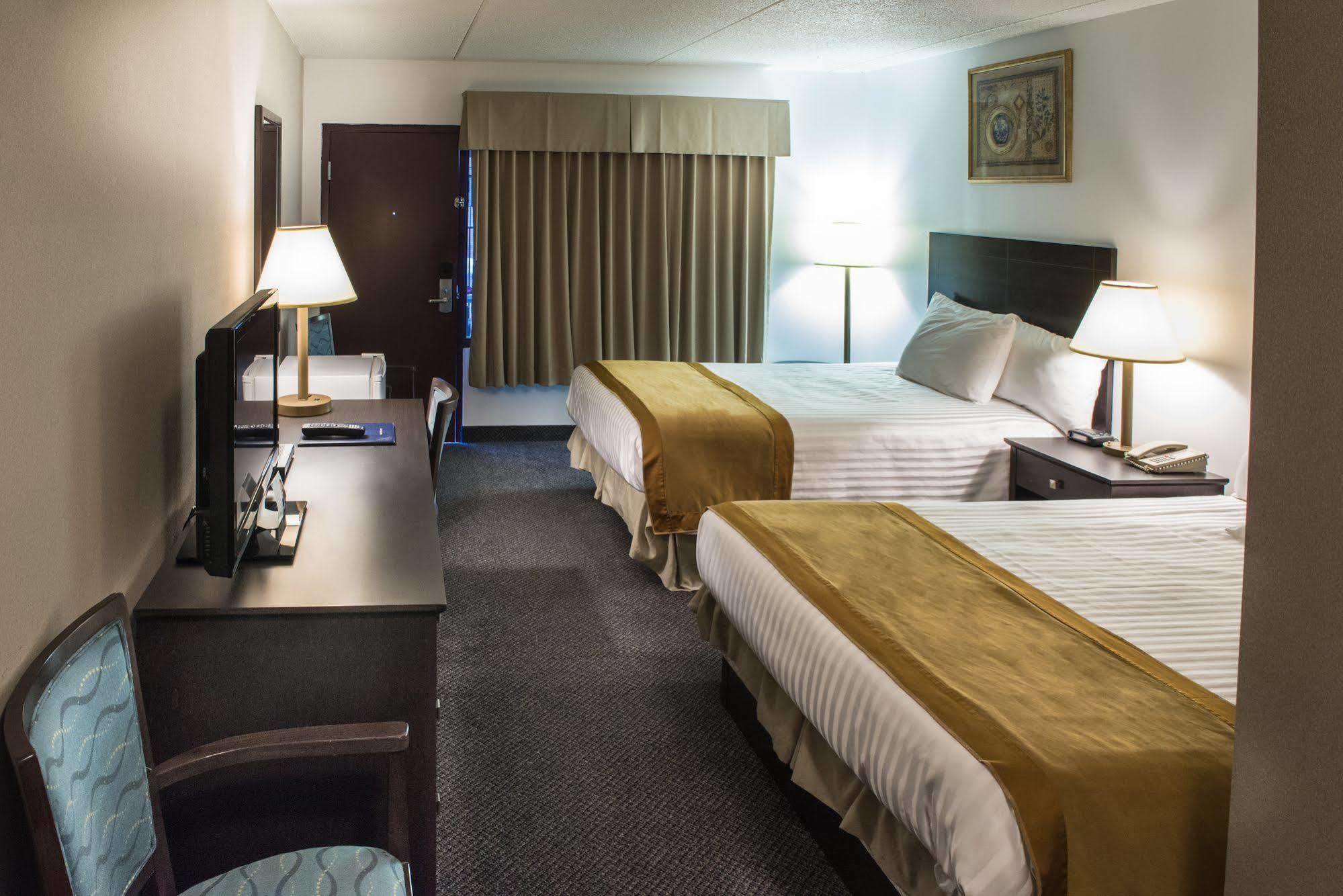 Howard Johnson By Wyndham Portage La Prairie Exteriér fotografie