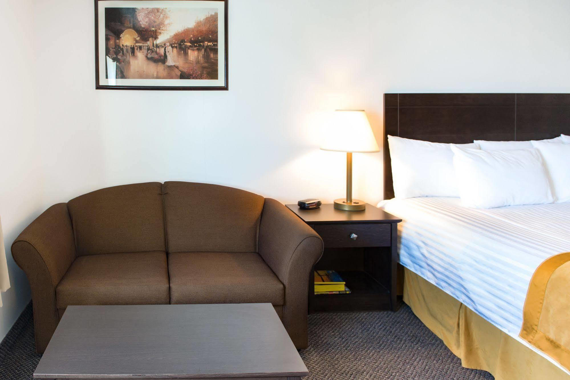 Howard Johnson By Wyndham Portage La Prairie Exteriér fotografie